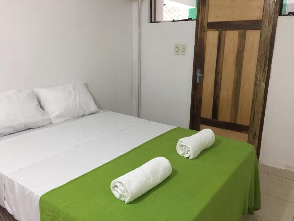Хостел Helecho'S Hostal Энкарнасьон Экстерьер фото